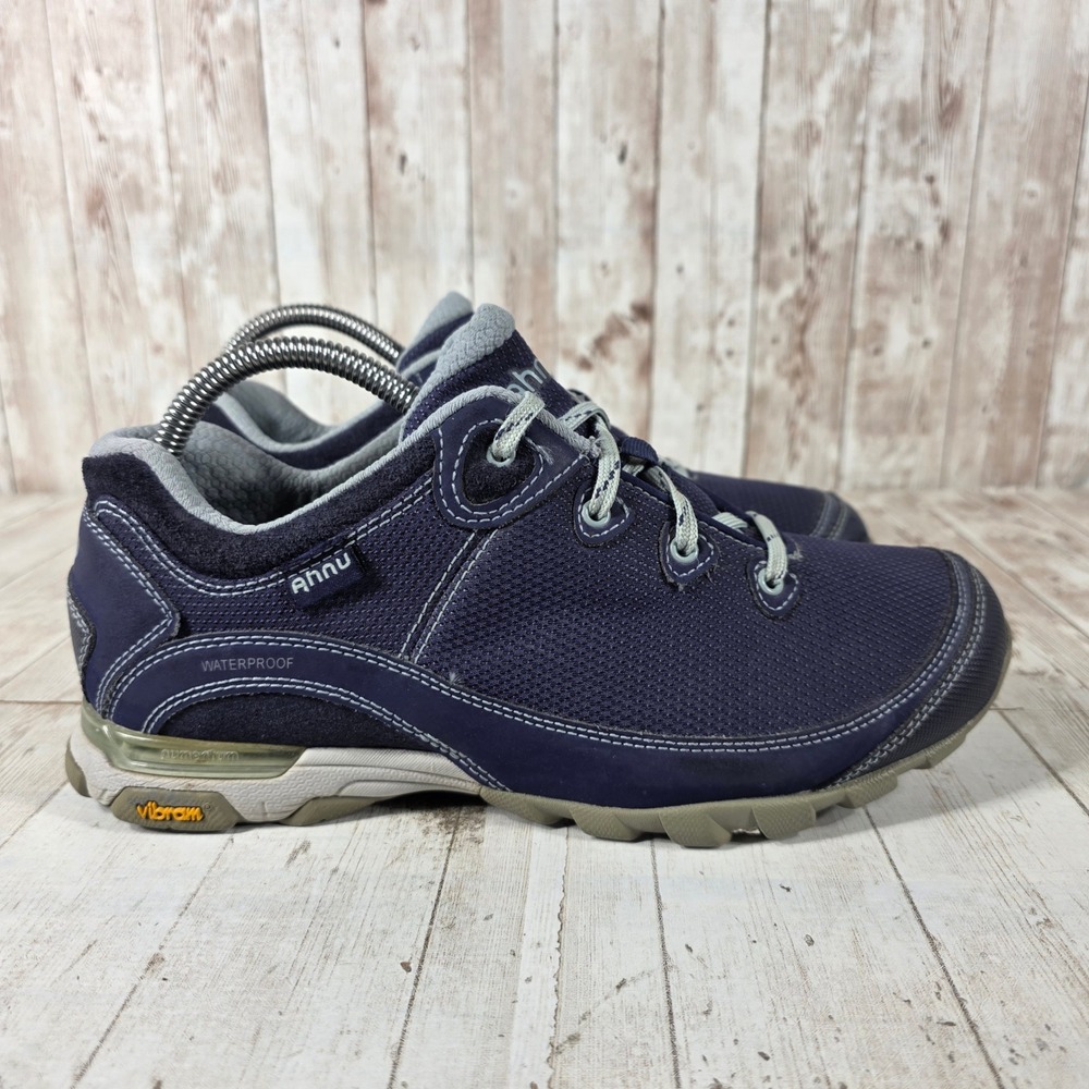 Ahnu Sugarpine Waterproof Hiking Shoes Navy Womens 9 Vibram Numentum 1101557